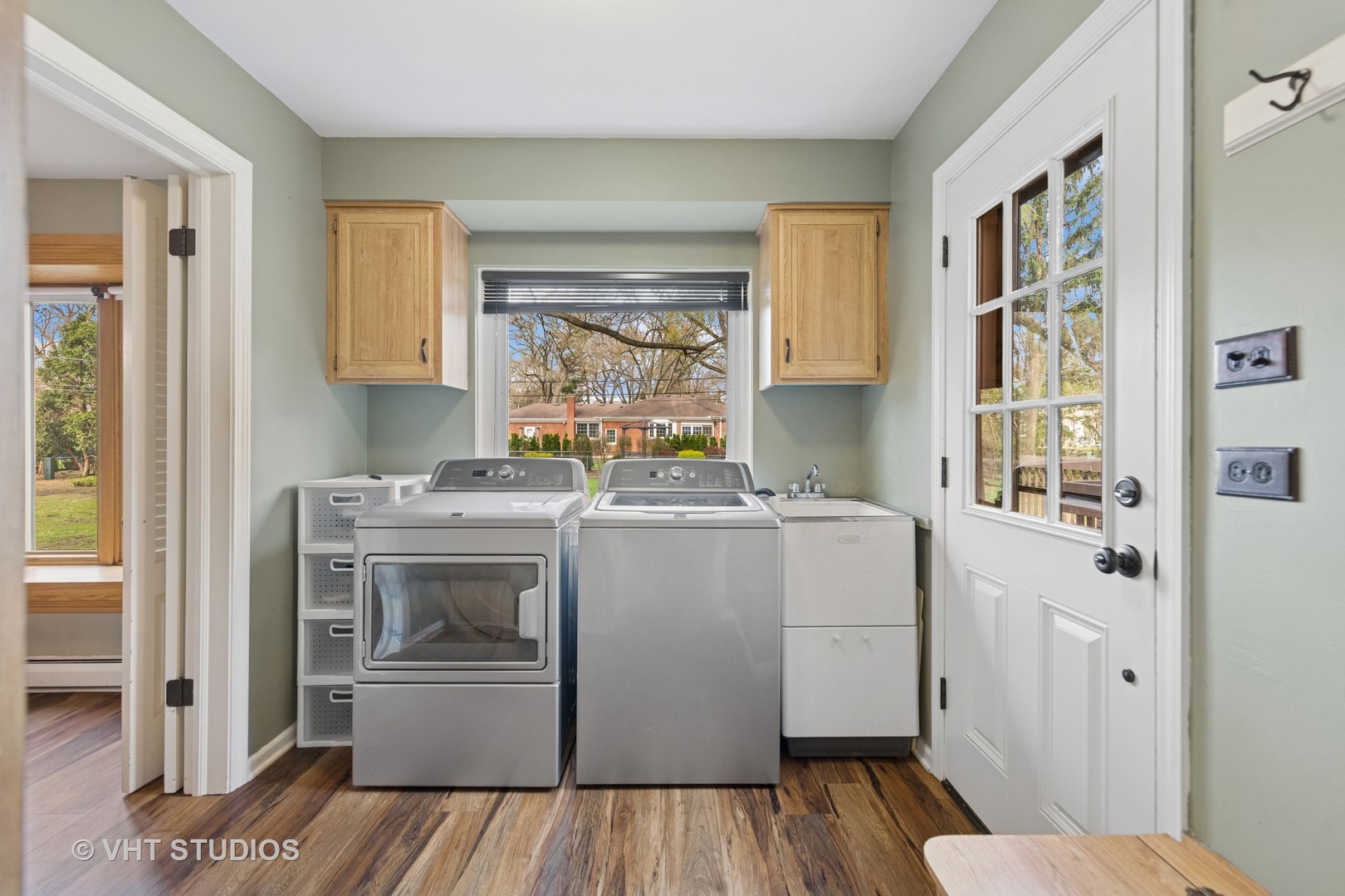 1200 Woodview Road Burr Ridge, IL 60527 - Photo 9 of 22 a view of kitchen with washer and dryer
