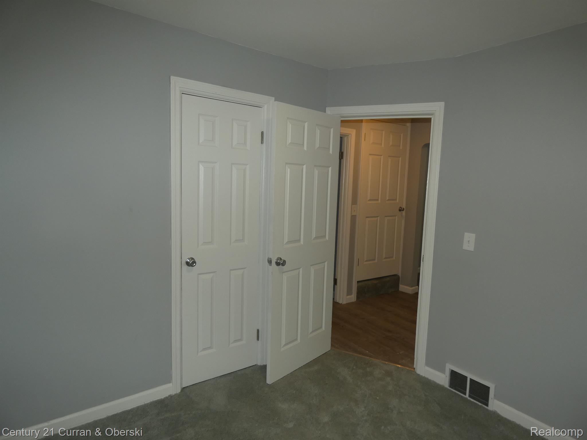 11409 Balfour Road Detroit, MI 48224 - Photo 14 of 28 Gallery Image 14