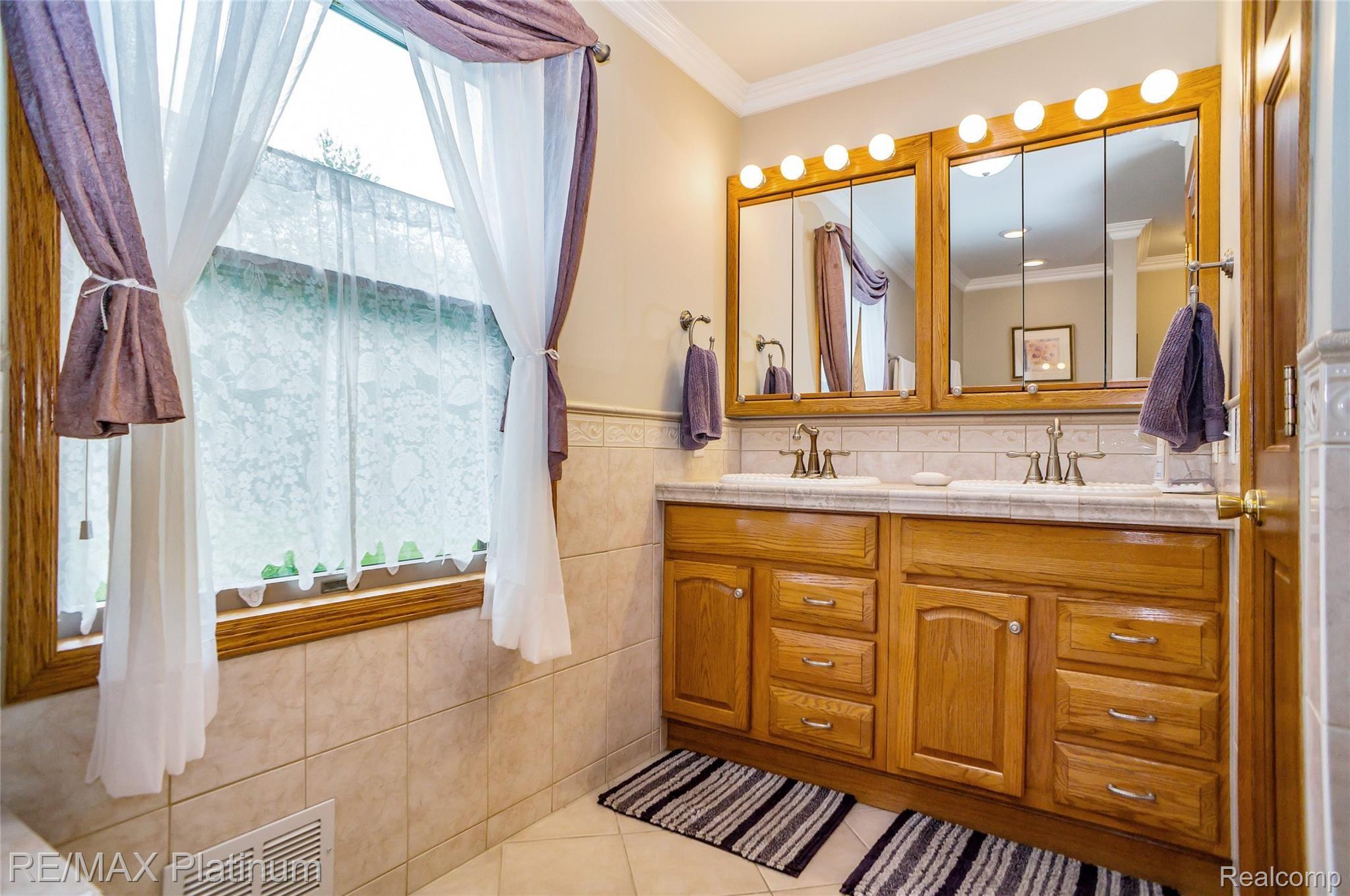 1503 County Farm Road Howell, MI 48843 - Photo 28 of 46 28.jpg