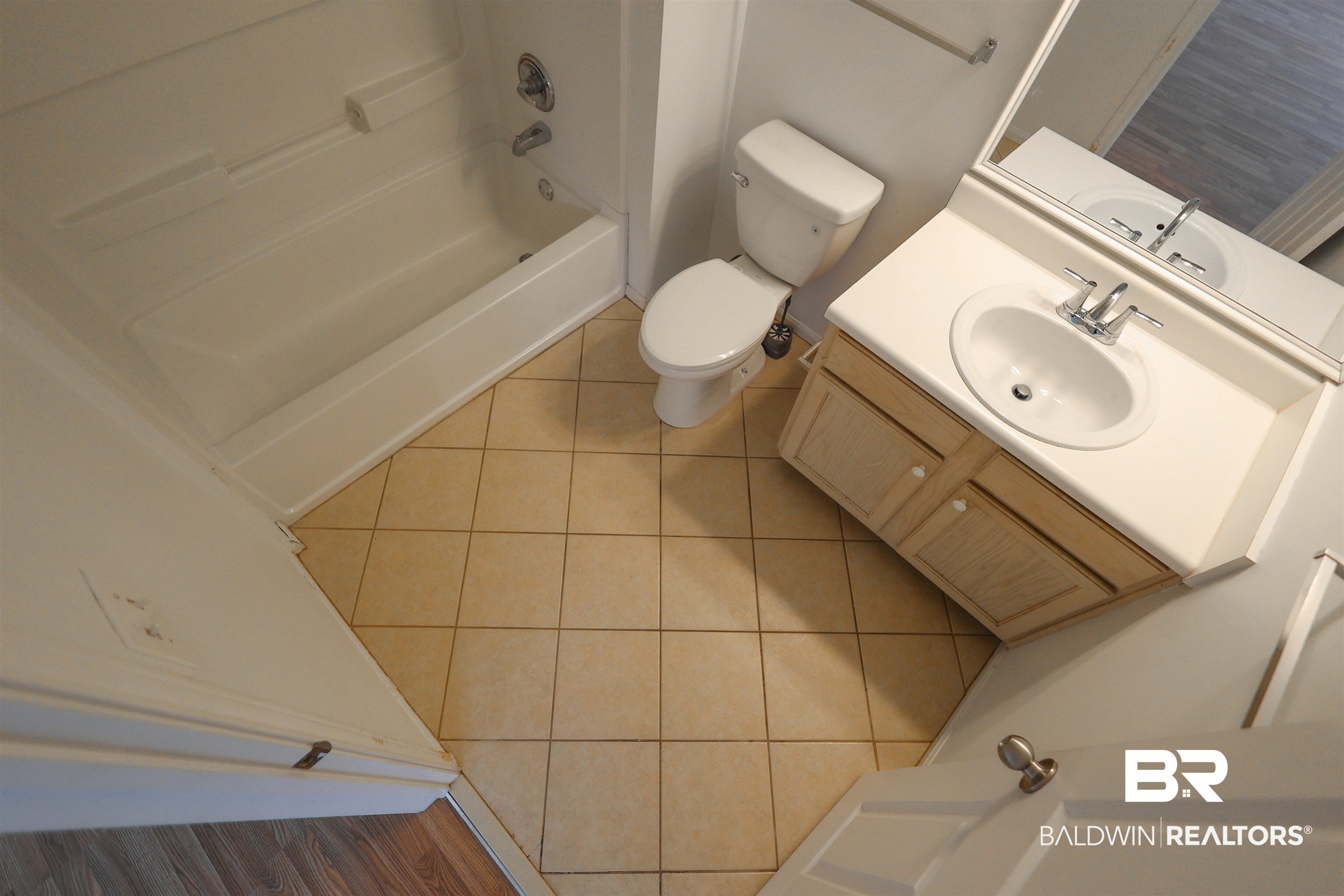 1517 Regency Road, Unit 91 Gulf Shores, AL 36542 - Photo 28 of 45 Gallery Image 28