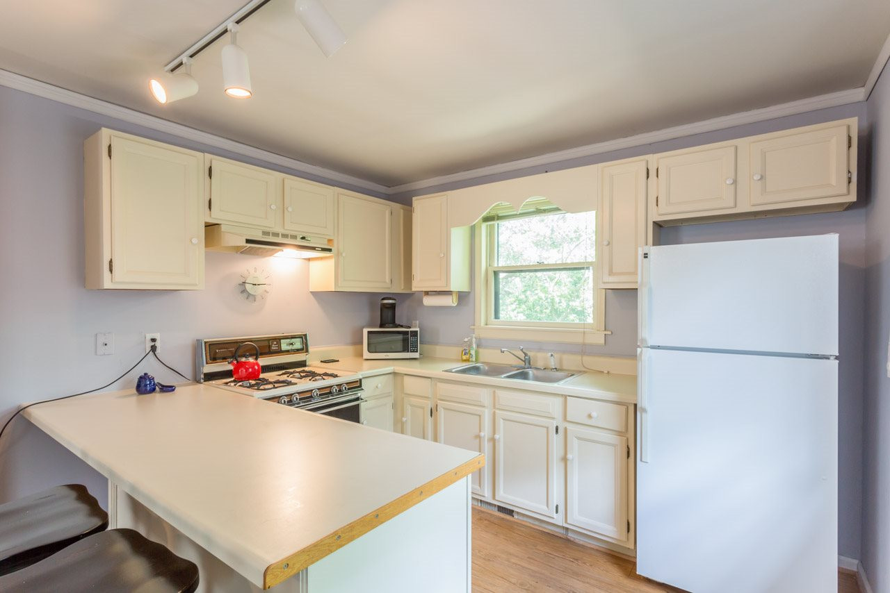 11816 Possum Track Road Raleigh, NC 27614 - Photo 21 of 25 Kitchenette over Detached Garage