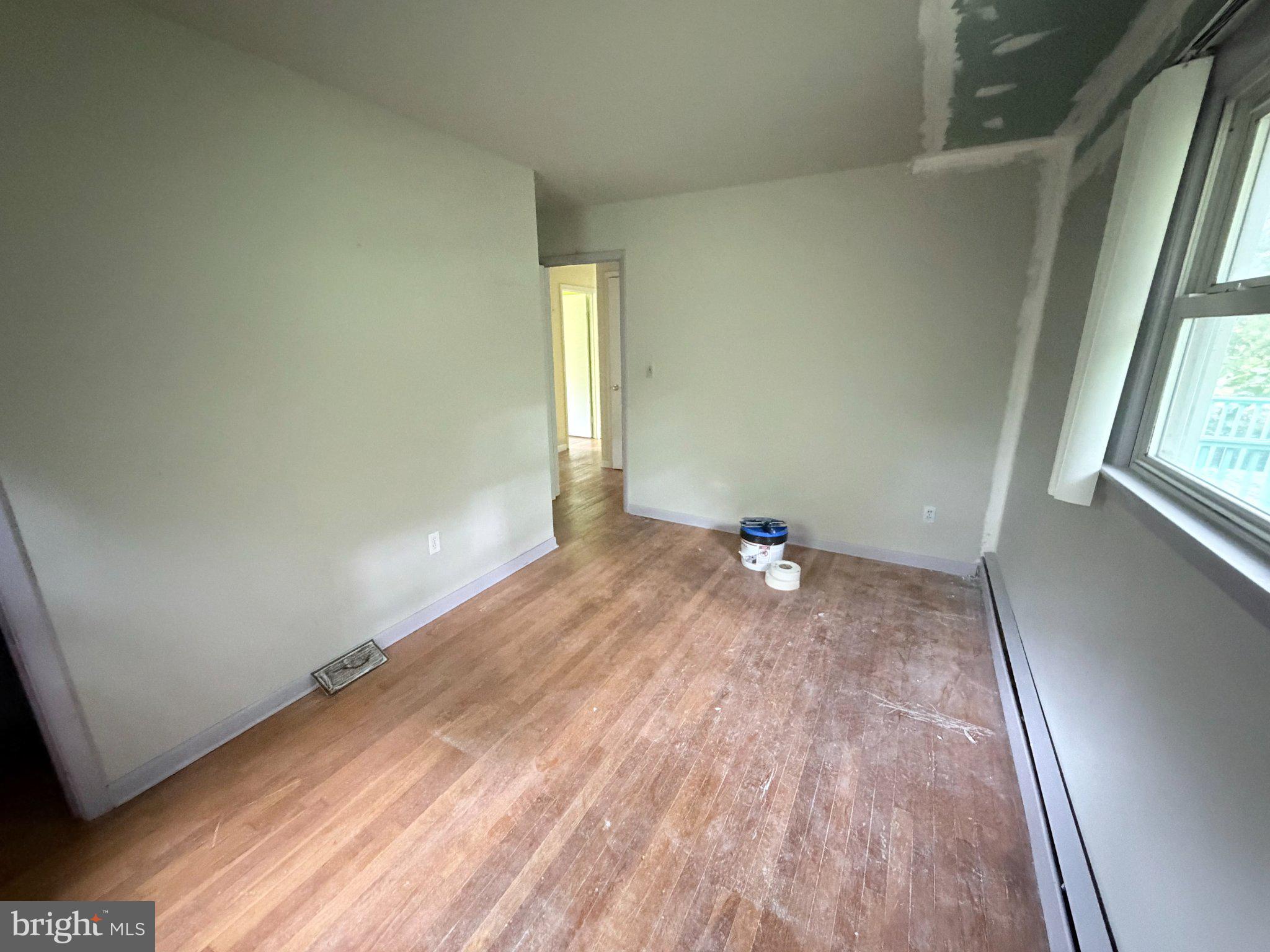 239 Bakers Basin Road Trenton, NJ 08648 - Photo 11 of 21 Gallery Image 11