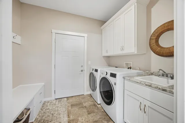 $329,900 | 660 Voyager Drive, Alexandria, MN 56308