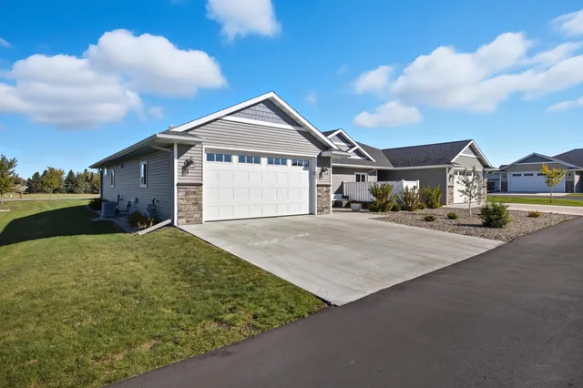 $329,900 | 660 Voyager Drive, Alexandria, MN 56308