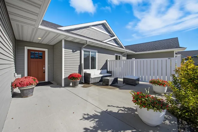 $334,900 | 660 Voyager Drive, Alexandria, MN 56308