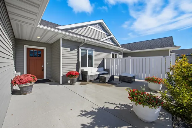 $329,900 | 660 Voyager Drive, Alexandria, MN 56308