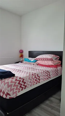 a bed room with a bed