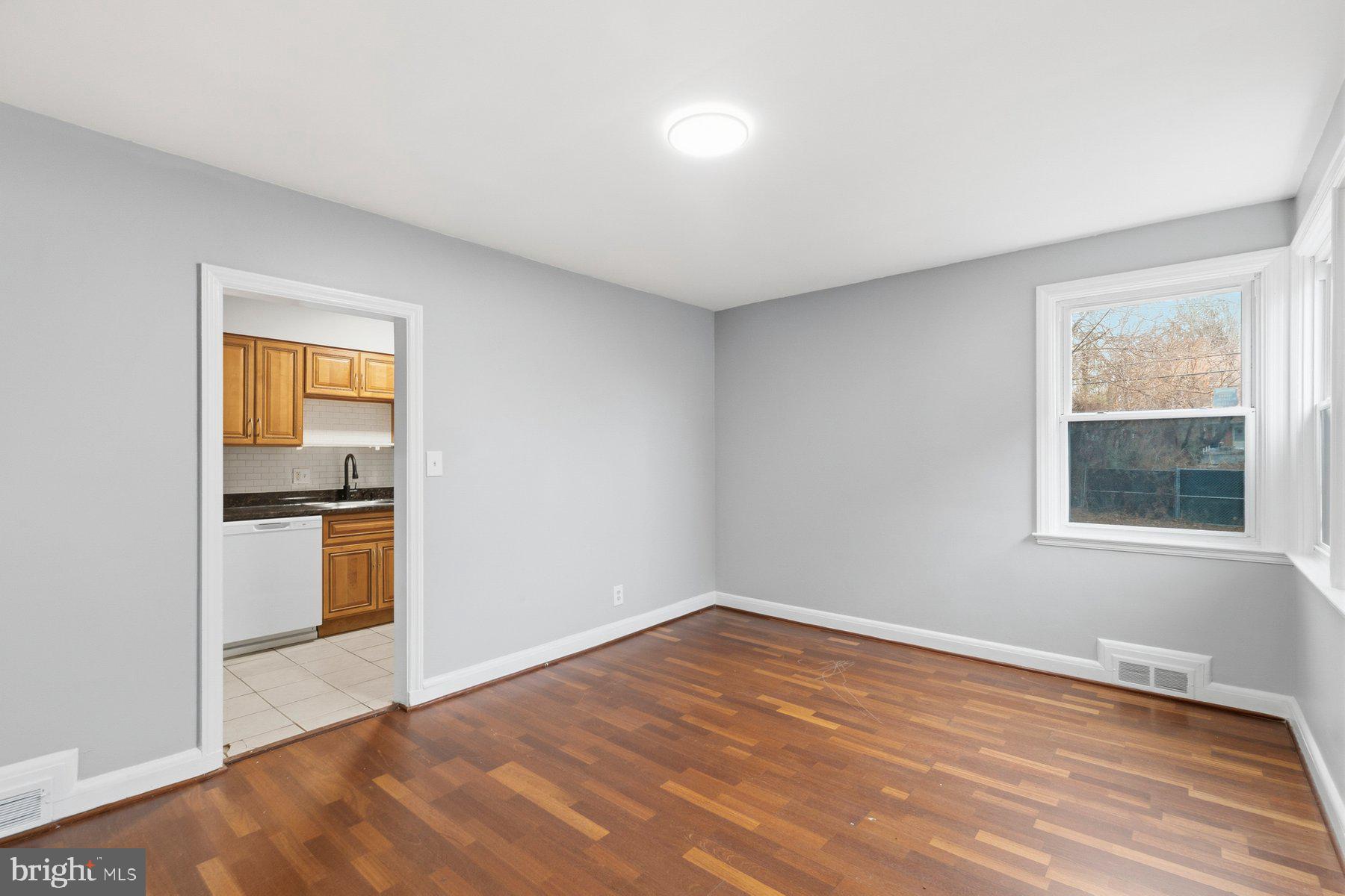 4004 Brookhill Road Baltimore, MD 21215 - Photo 7 of 26 Gallery Image 7