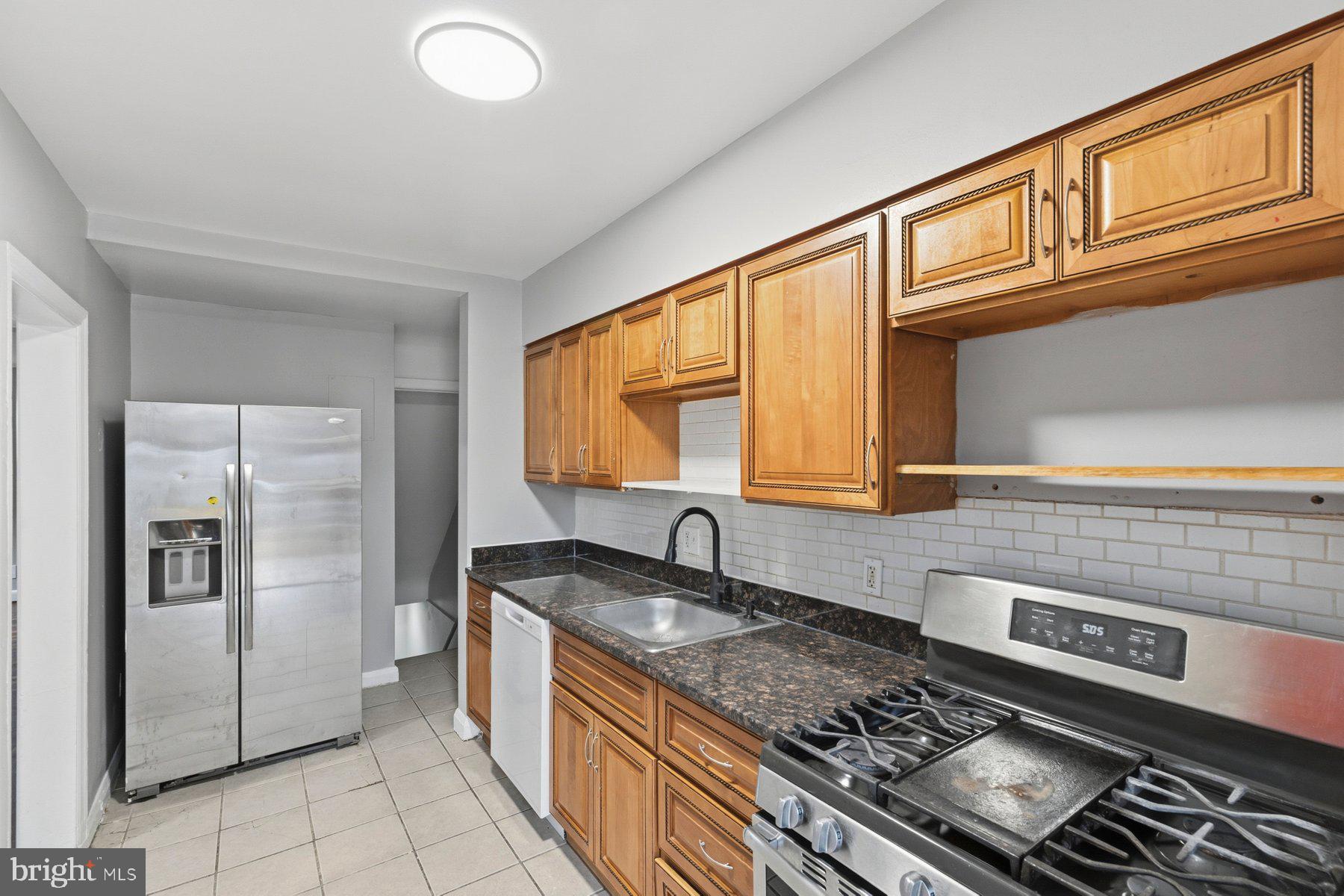4004 Brookhill Road Baltimore, MD 21215 - Photo 10 of 26 Gallery Image 10