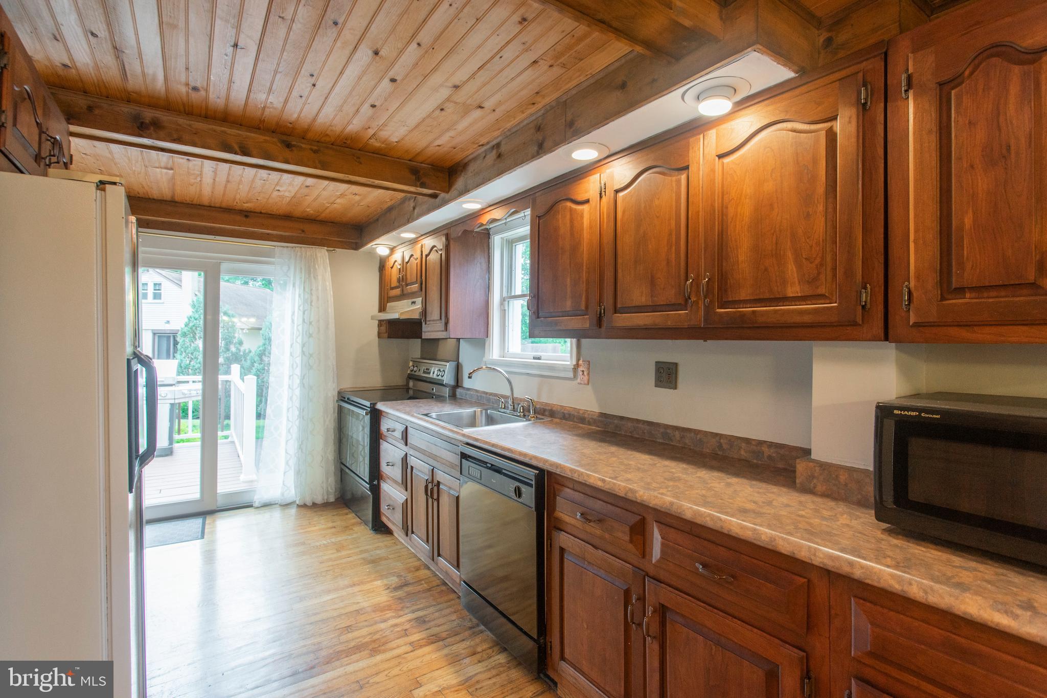 1211 Herschel Road Philadelphia, PA 19116 - Photo 11 of 33 Gallery Image 11
