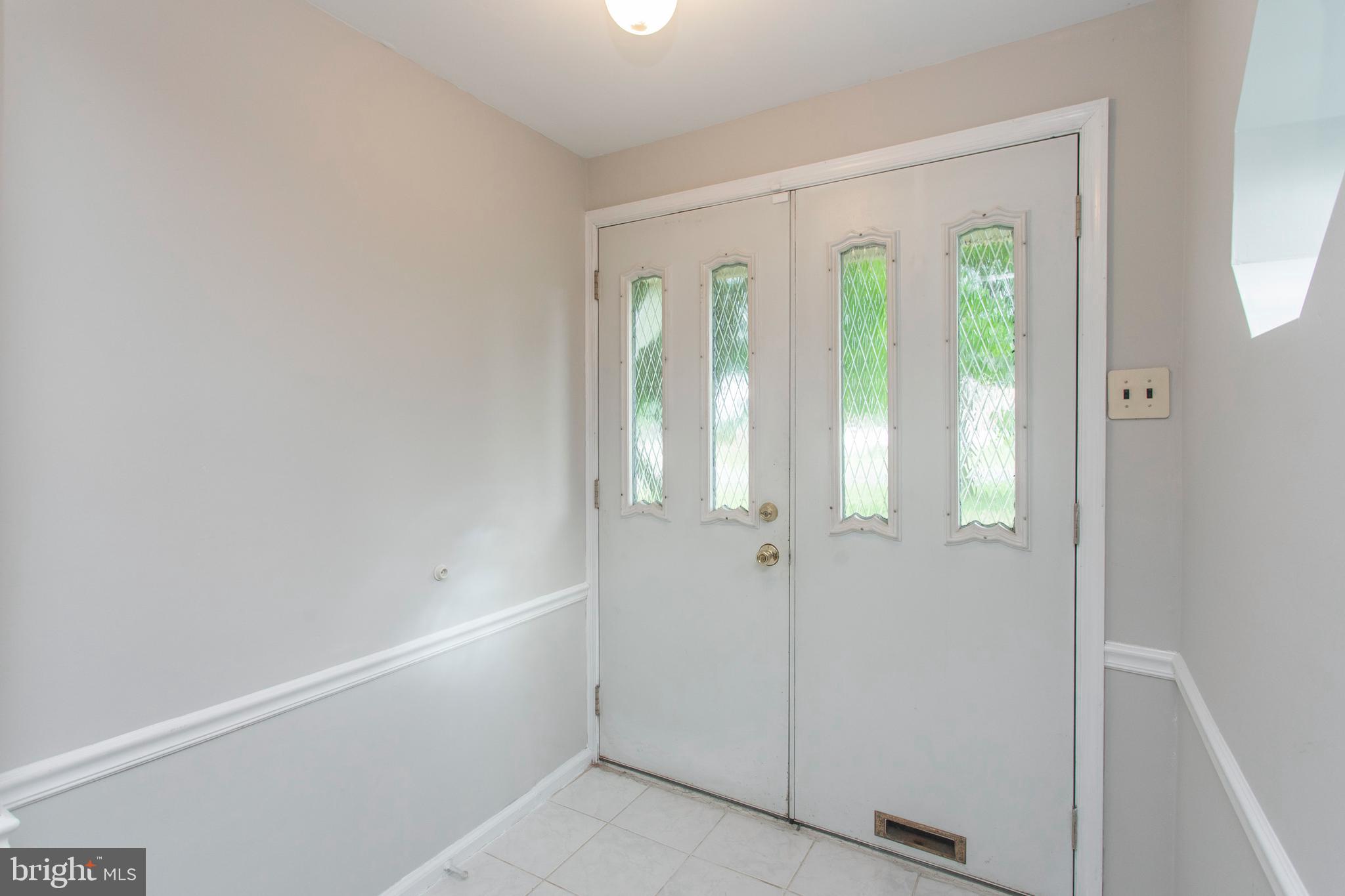 1211 Herschel Road Philadelphia, PA 19116 - Photo 4 of 33 Gallery Image 4