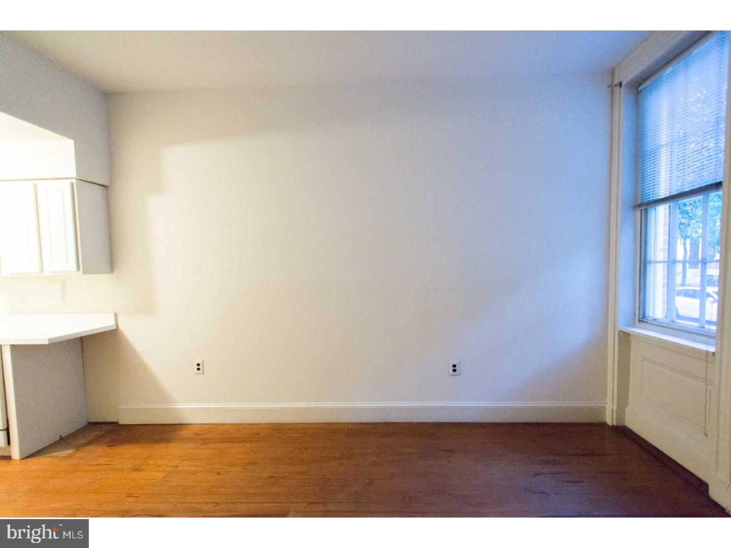 729 Spruce Street, Unit 1F Philadelphia, PA 19106 - Photo 4 of 15