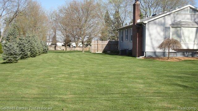 2845 Hickory Lawn Road Rochester, MI 48307 - Photo 15 of 16 Rear Yard.JPG