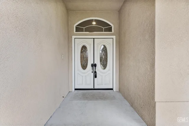 $669,999 | Undisclosed Address, Bakersfield, CA 93311