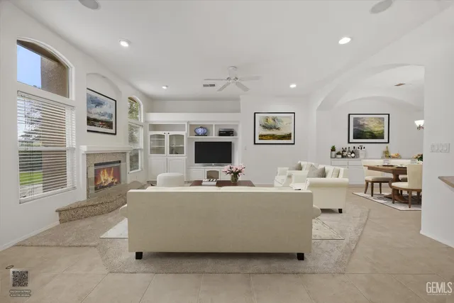 $669,999 | Undisclosed Address, Bakersfield, CA 93311