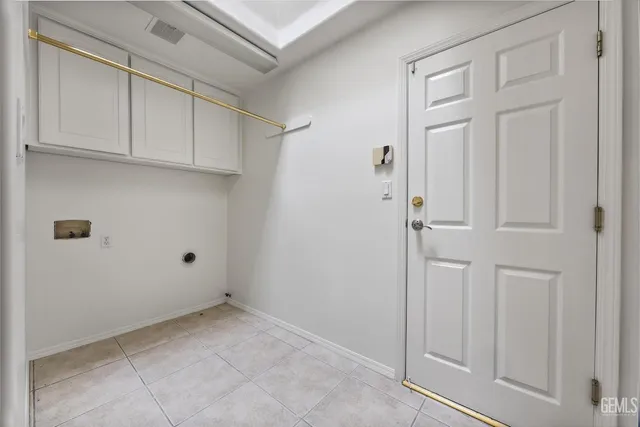 $669,999 | Undisclosed Address, Bakersfield, CA 93311