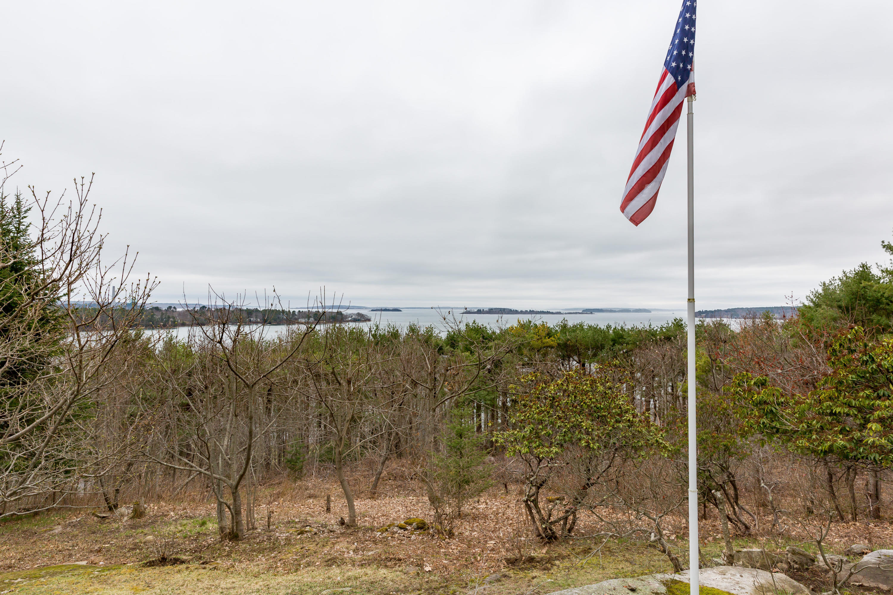 82 Ravine Drive Cumberland Foreside, ME 04110 - Photo 66 of 75 82 Ravine Dr Cumberland-print-002-61-Vie