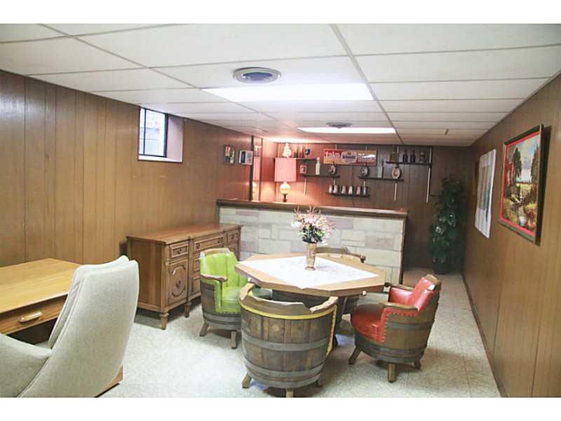 442 Leet Road Edgeworth, PA 15143 - Photo 8 of 9 Basement/Game Room.