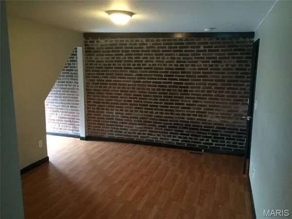 $549,900 | 3743 Wisconsin Avenue, St. Louis, MO 63118