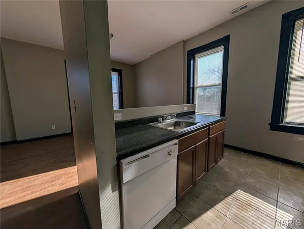 $549,900 | 3743 Wisconsin Avenue, St. Louis, MO 63118