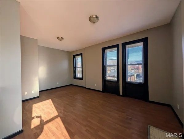 $549,900 | 3743 Wisconsin Avenue, St. Louis, MO 63118