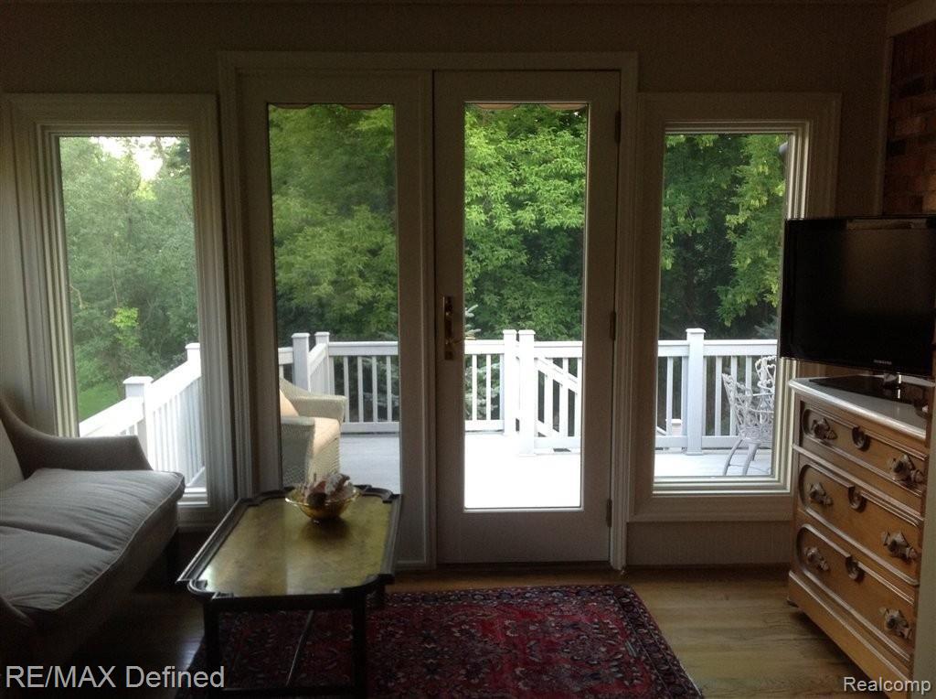 1423 Oakstone Drive Rochester, MI 48309 - Photo 20 of 23 Florida room