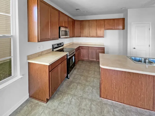 $327,000 | 320 Saucer Road, Summerville, SC 29486