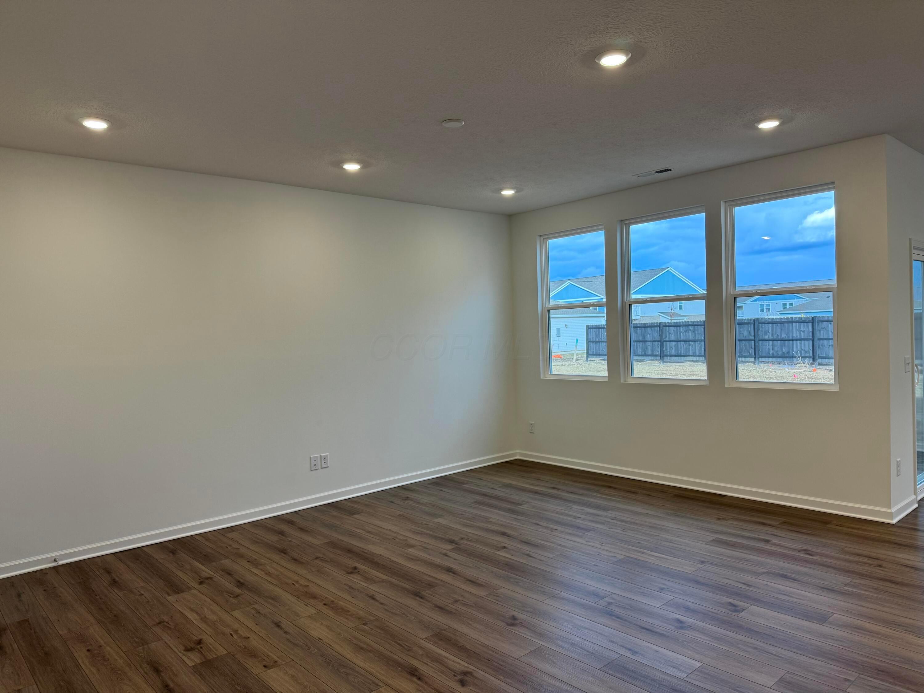 314 Rye Street, Unit LOT 50 Galloway, OH 43119 - Photo 6 of 34 Great Room