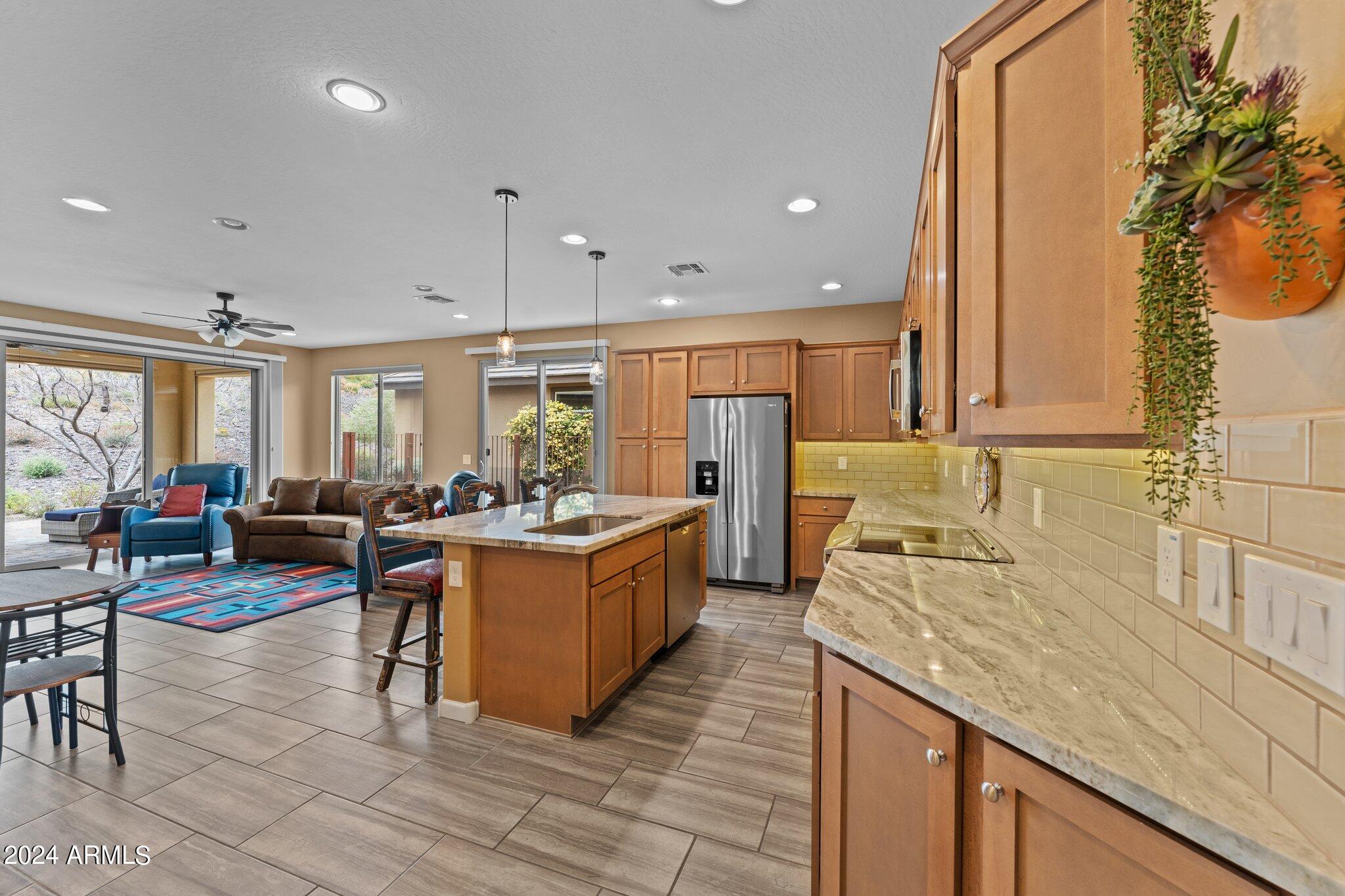 3756 Goldmine Cyn Way Wickenburg, AZ 85390 - Photo 9 of 31 4-web-or-mls-2024-04-01 02.15.50-3