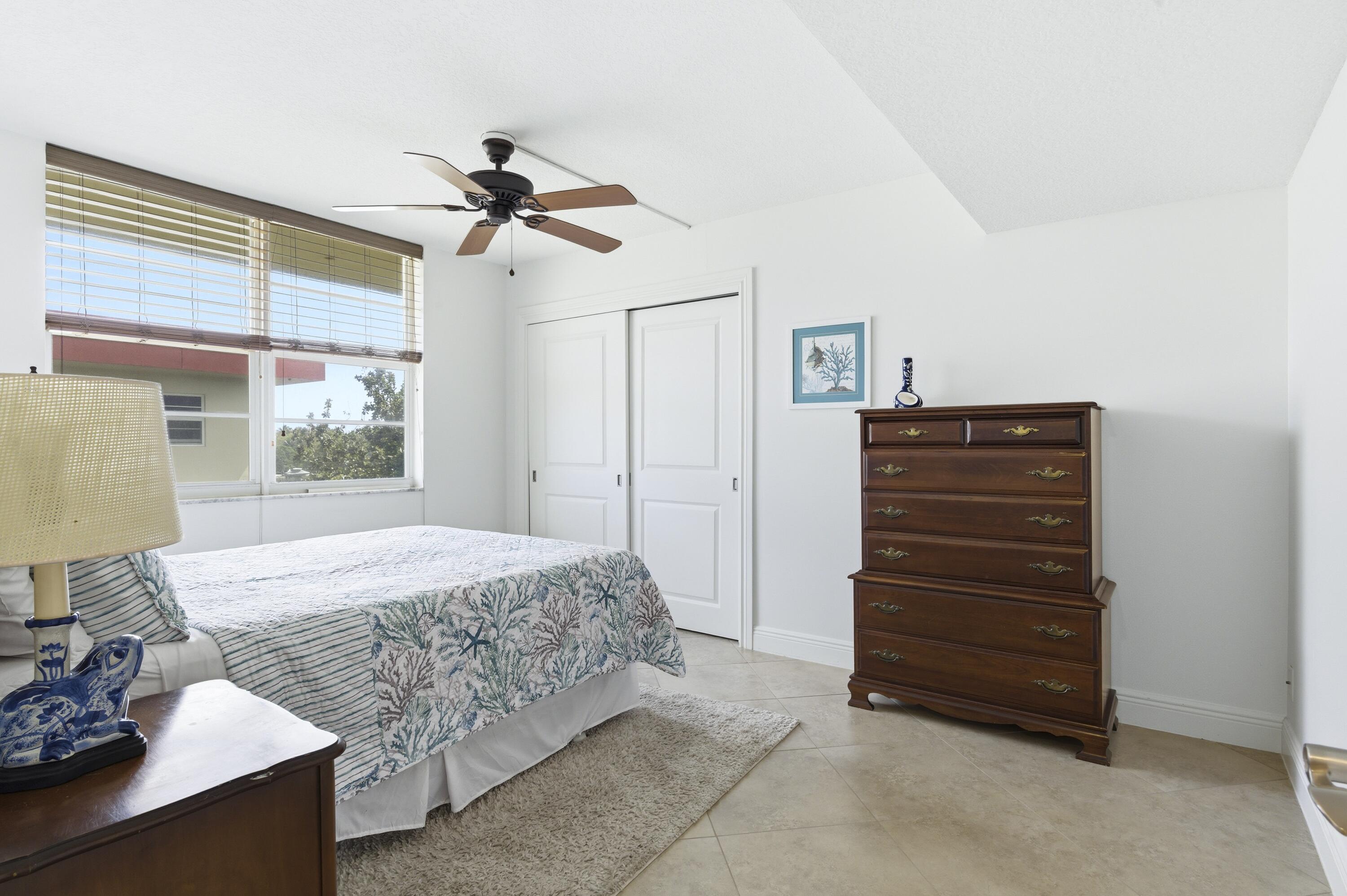 3000 Northeast 48th Court, Unit 406 Lighthouse Point, FL 33064 - Photo 17 of 34 3000_NE_48th_Ct_406_Lighthouse_Point_015