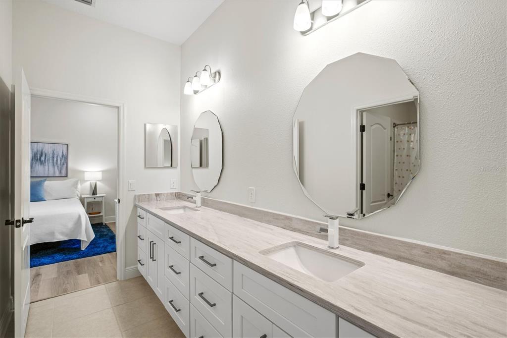 11909 Hunters Creek Road Venice, FL 34293 - Photo 39 of 94