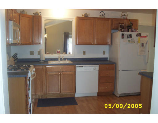 12 Fuller Road Chelmsford, MA 01824 - Photo 6 of 16 Gallery Image 6