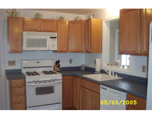 12 Fuller Road Chelmsford, MA 01824 - Photo 7 of 16 Gallery Image 7