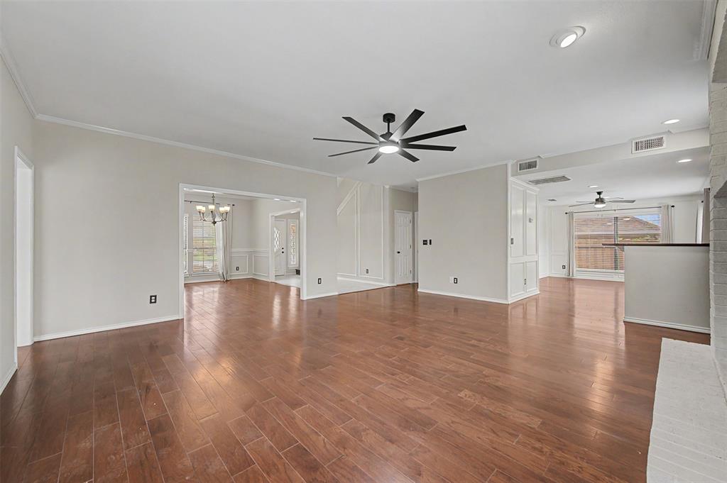 68 Legend Road Benbrook, TX 76132 - Photo 18 of 40 Gallery Image 18