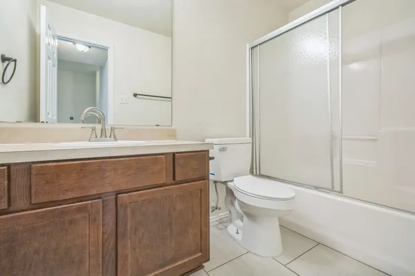 $1,475 | 224 Amber Lane, Jarrell, TX 76537