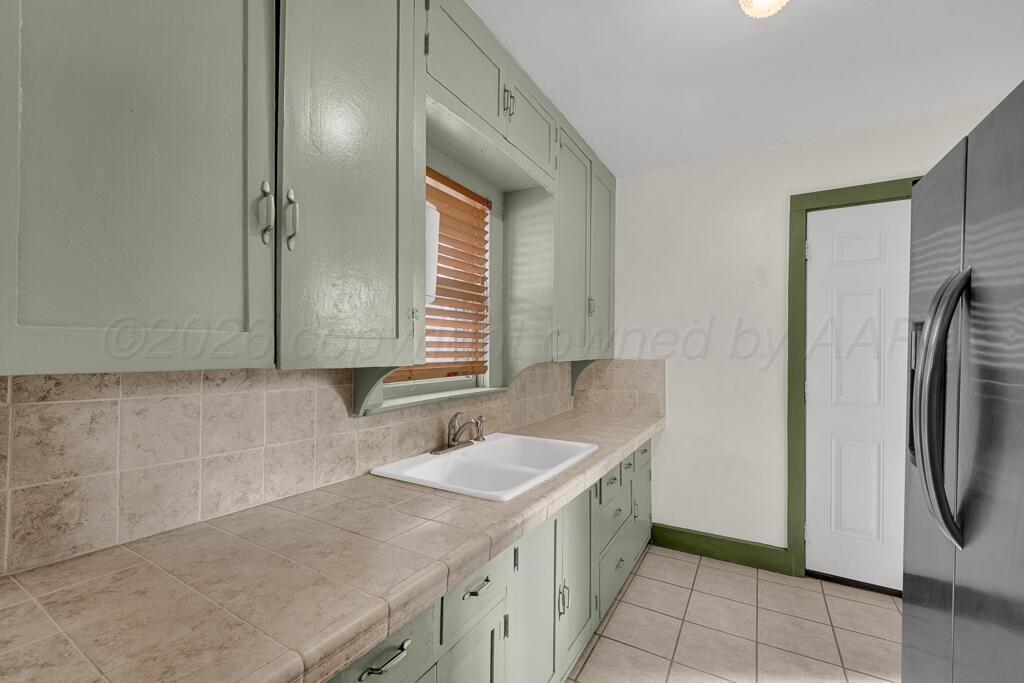 819 South Kentucky Street Amarillo, TX 79106 - Photo 10 of 23 kitchen 1