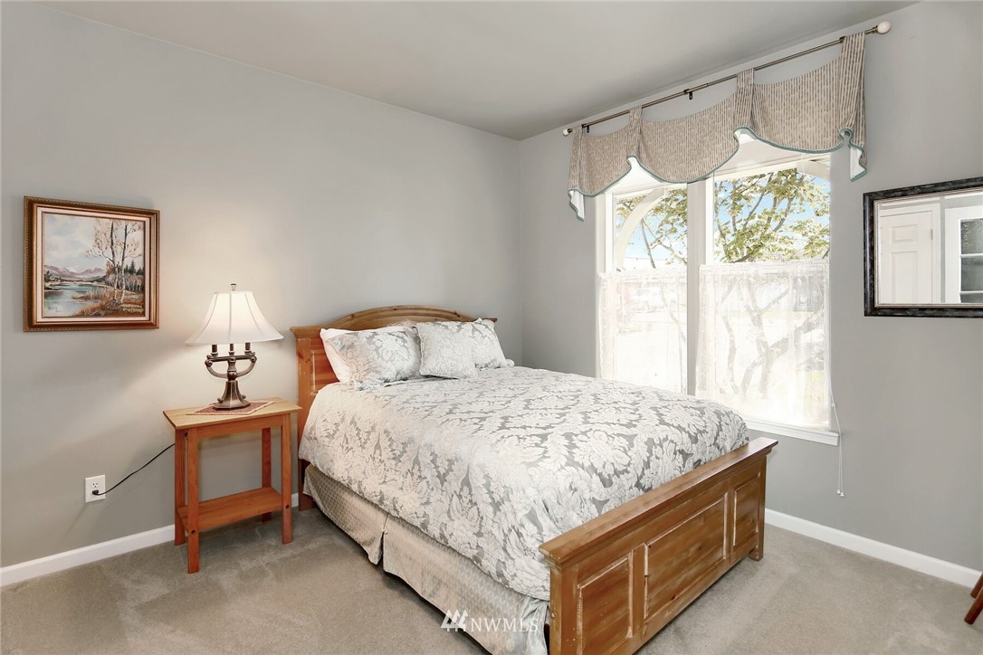 8249 Chilliwack Road Birch Bay, WA 98230 - Photo 14 of 24 Gallery Image 14
