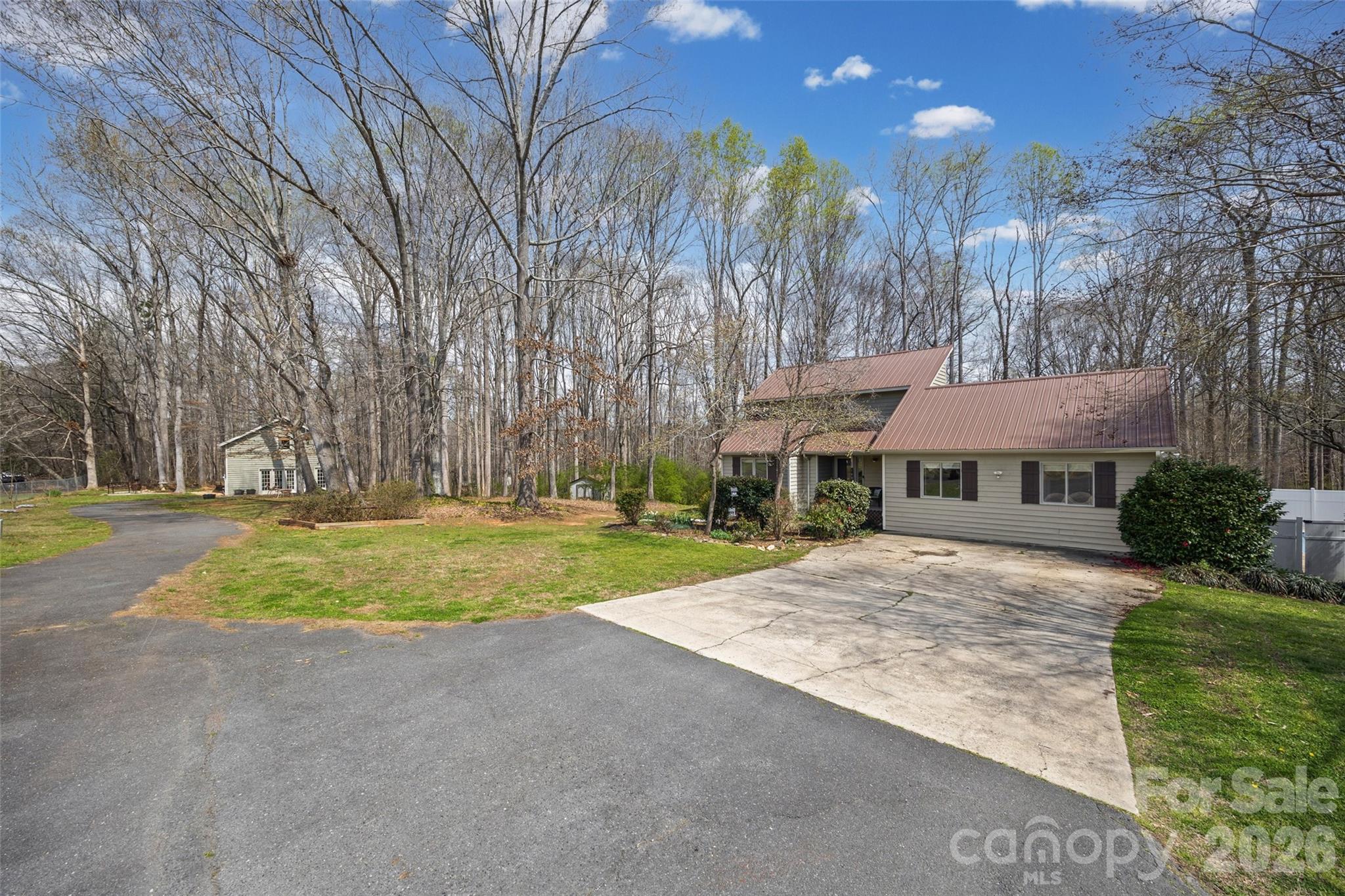 140 Wesley Amaker Road York, SC 29745 - Photo 29 of 45