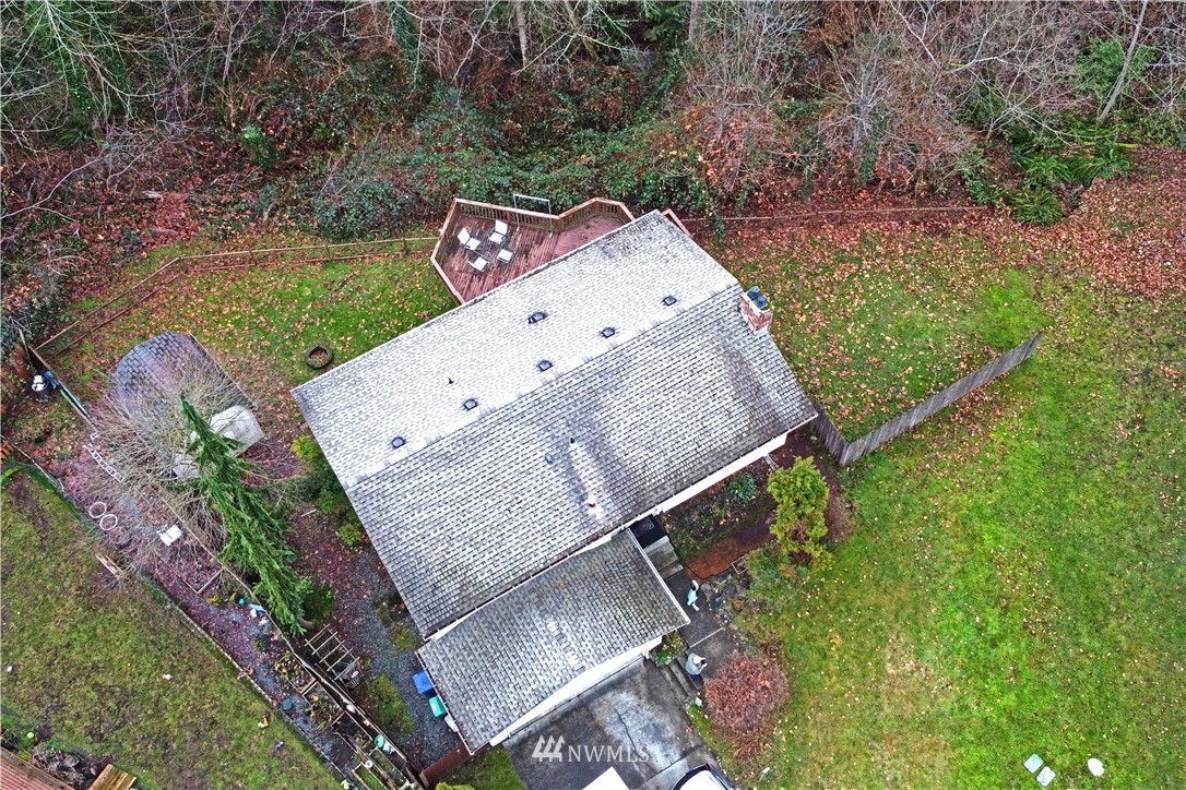 1104 204th Place Southeast Bothell, WA 98012 - Photo 22 of 22 a view of a backyard