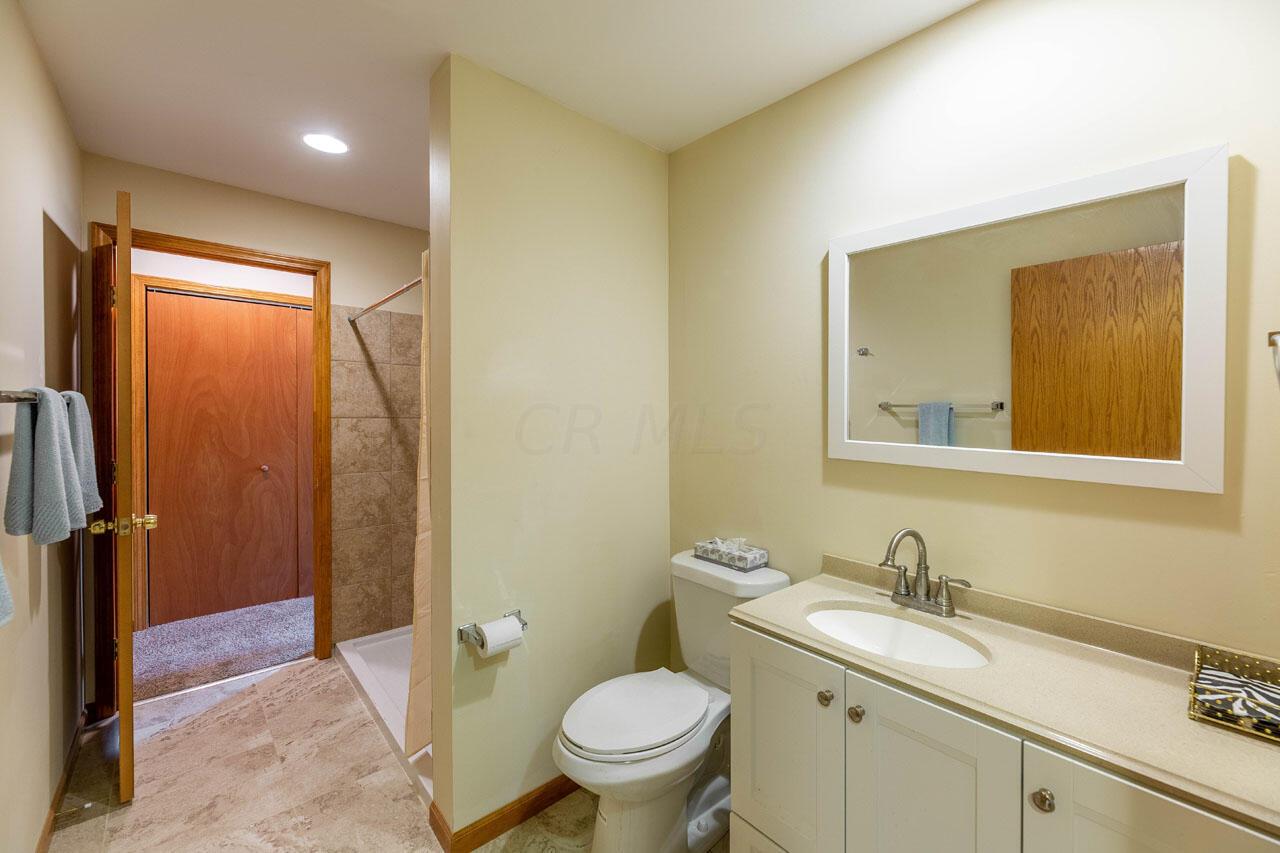 7782 Maxtown Road Westerville, OH 43082 - Photo 36 of 43 7782 Maxtown Rd (23 of 52)