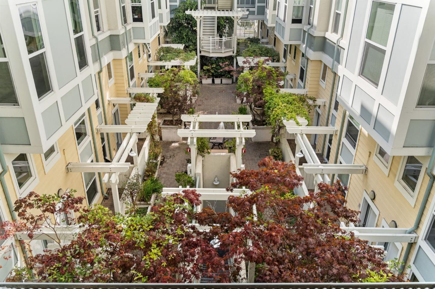 655 12th Street, Unit 312 Oakland, CA 94607 - Photo 13 of 14 front view of a building