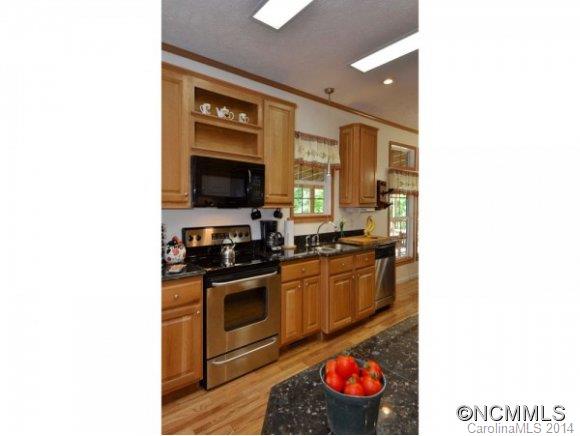 5003 East Fork Road Marshall, NC 28753 - Photo 12 of 24 Gallery Image 12