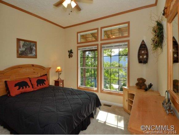 5003 East Fork Road Marshall, NC 28753 - Photo 17 of 24 Gallery Image 17