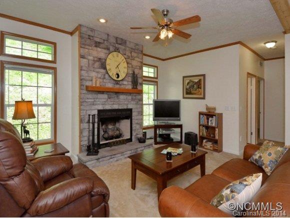 5003 East Fork Road Marshall, NC 28753 - Photo 9 of 24 Gallery Image 9