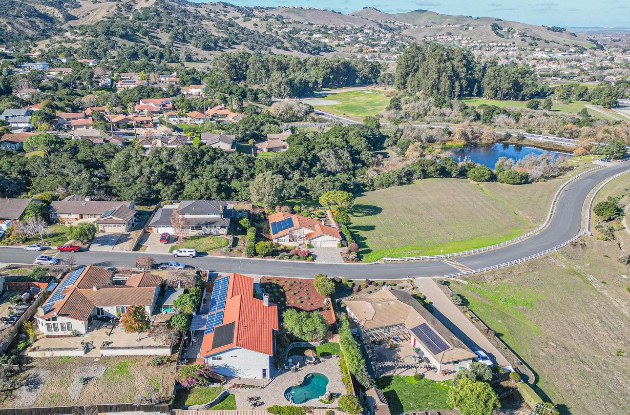 22511 Murietta Road Salinas, CA 93908 - Photo 3 of 58