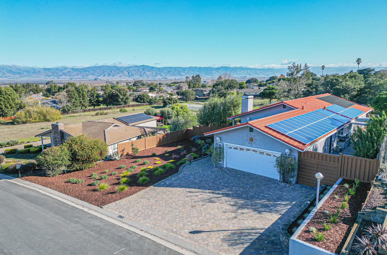 22511 Murietta Road Salinas, CA 93908 - Photo 7 of 58