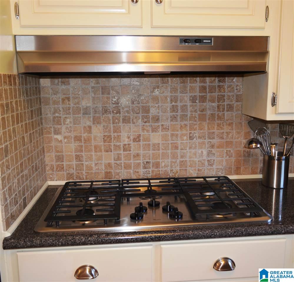 3936 Forest Avenue Birmingham, AL 35213 - Photo 8 of 45