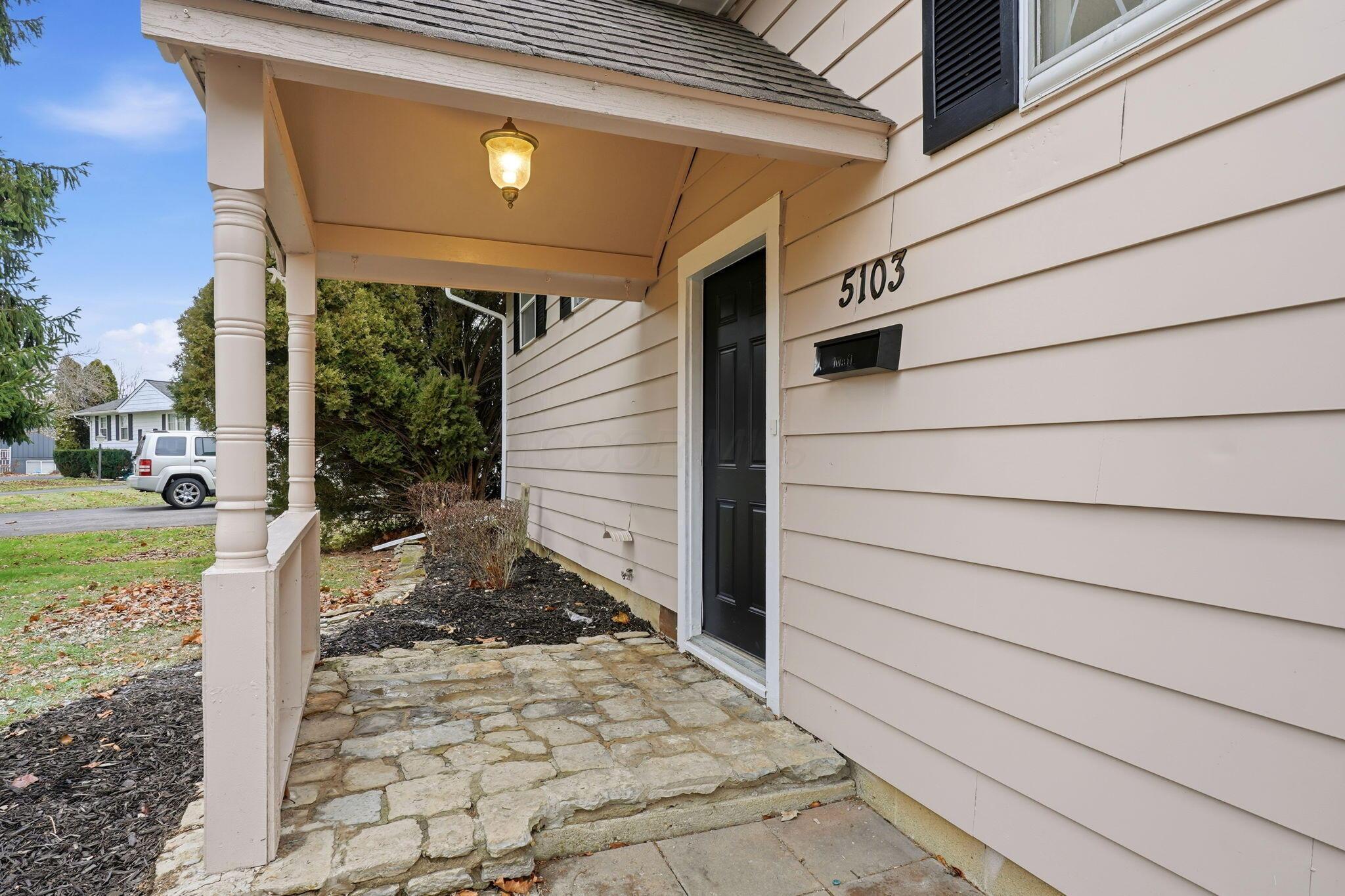 2-web-or-mls-5103-fairlane-rd
