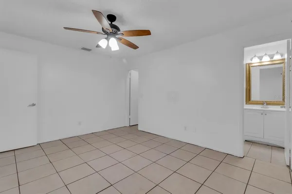 $269,900 | 2432 King Oak Court, St. Cloud, FL 34769