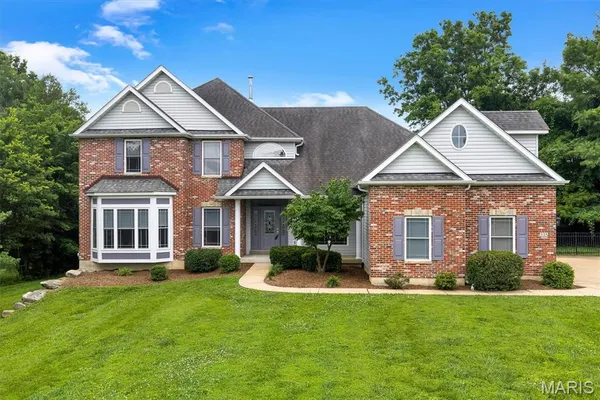 $789,000 | 335 Summit Road, Fenton, MO 63026